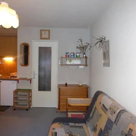 Confortable Pour 4 Au Sauze, Balcon, Parking - Fr-1-804-11 * Le Sauze